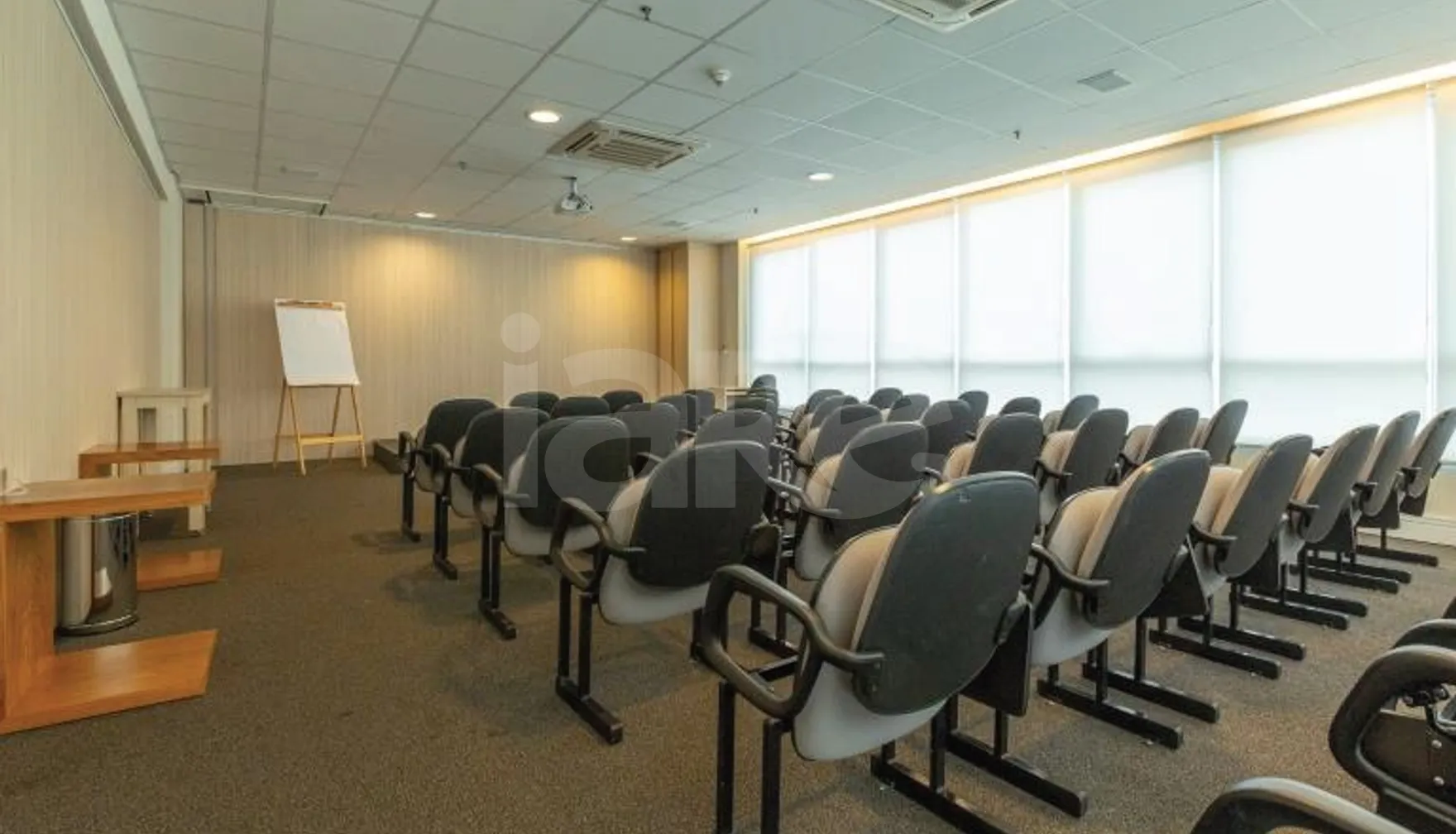 NBC - Sala comercial com 86,99 m², em Bethaville I — foto 8