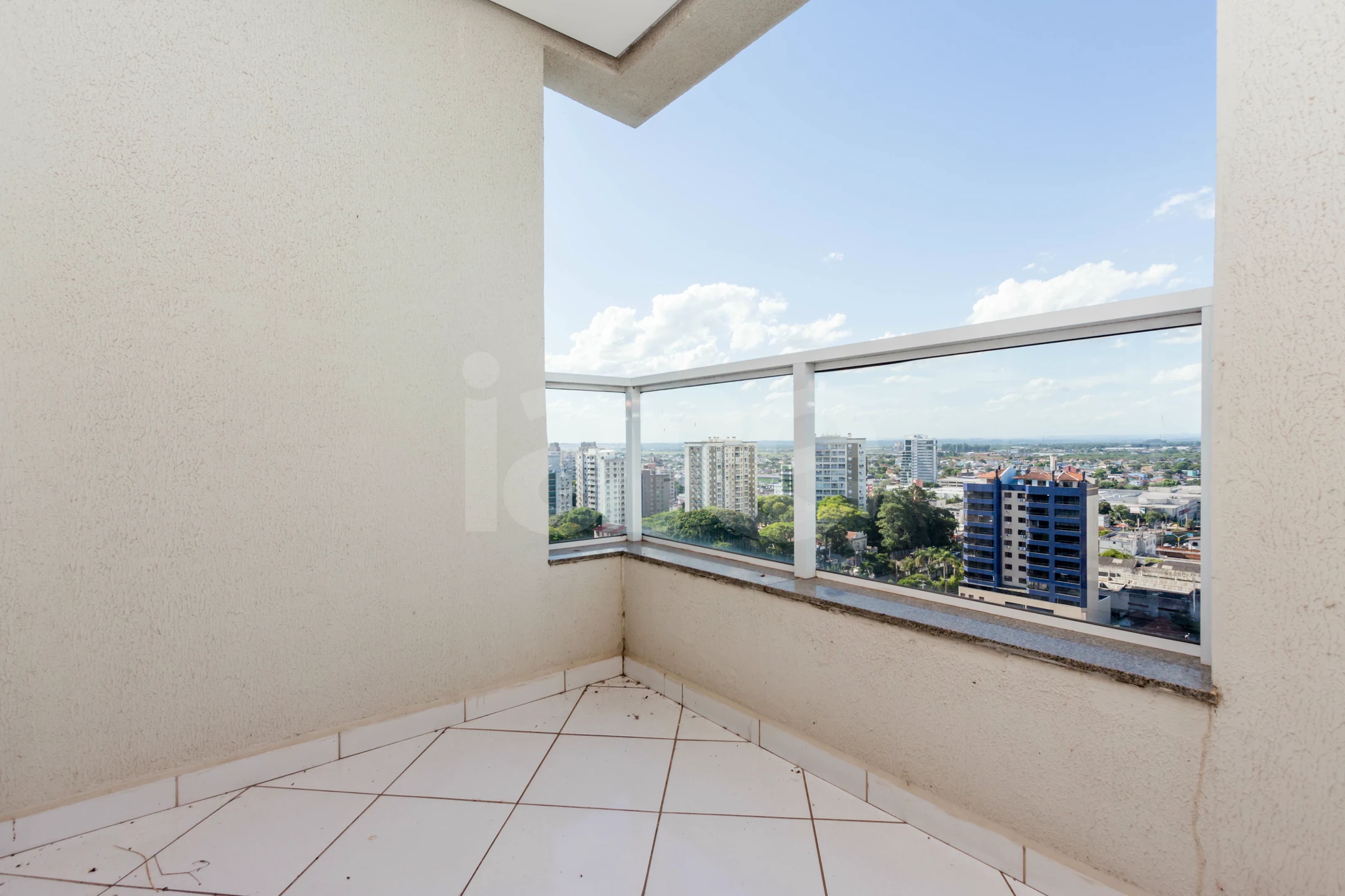 CVB Apto 1509B - Cobertura com 194 m², em Centro — foto 23