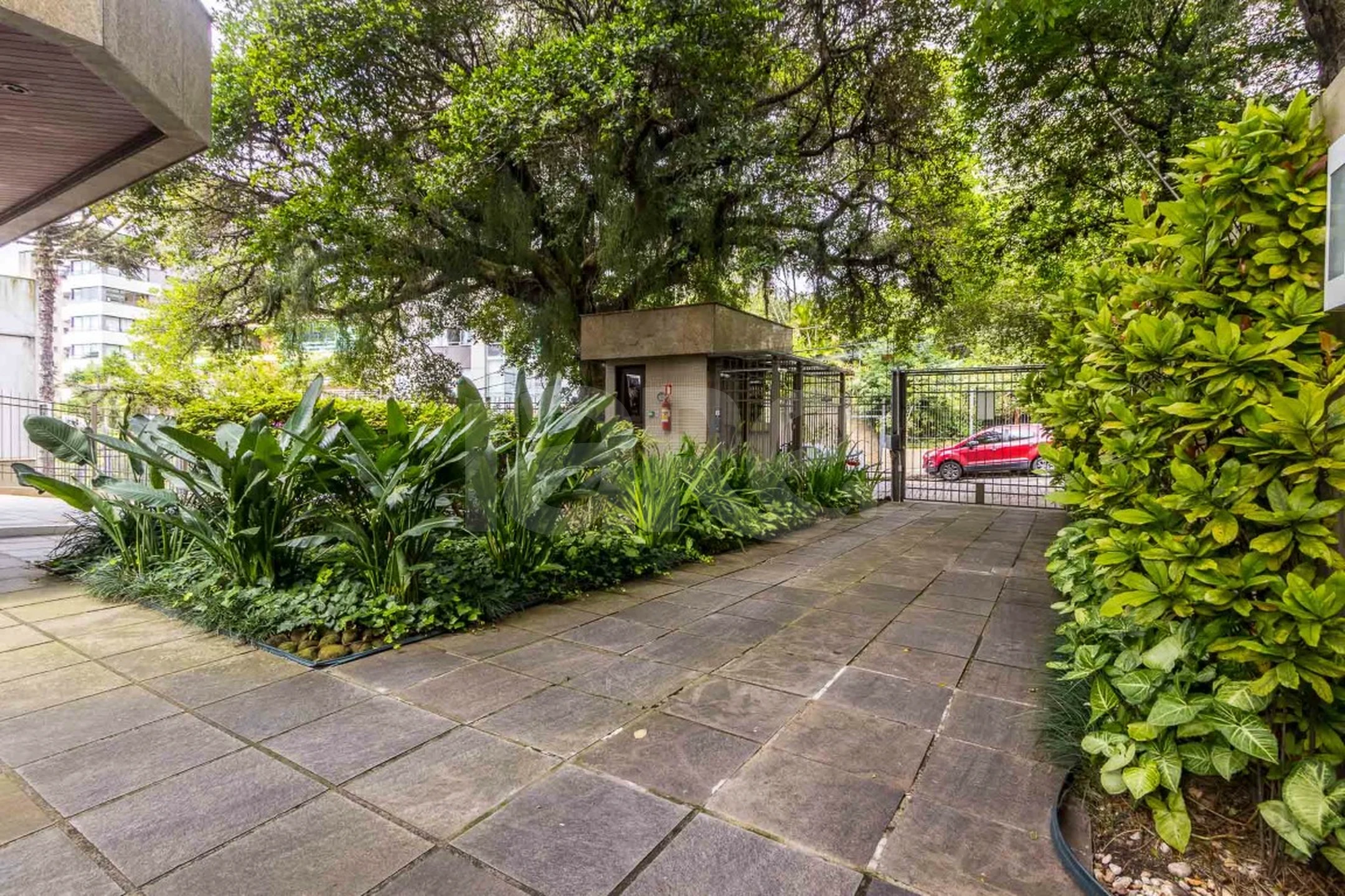 Edifício Solar da Figueira Apto 501 - Apartamento com 244 m², em Rio Branco — foto 37