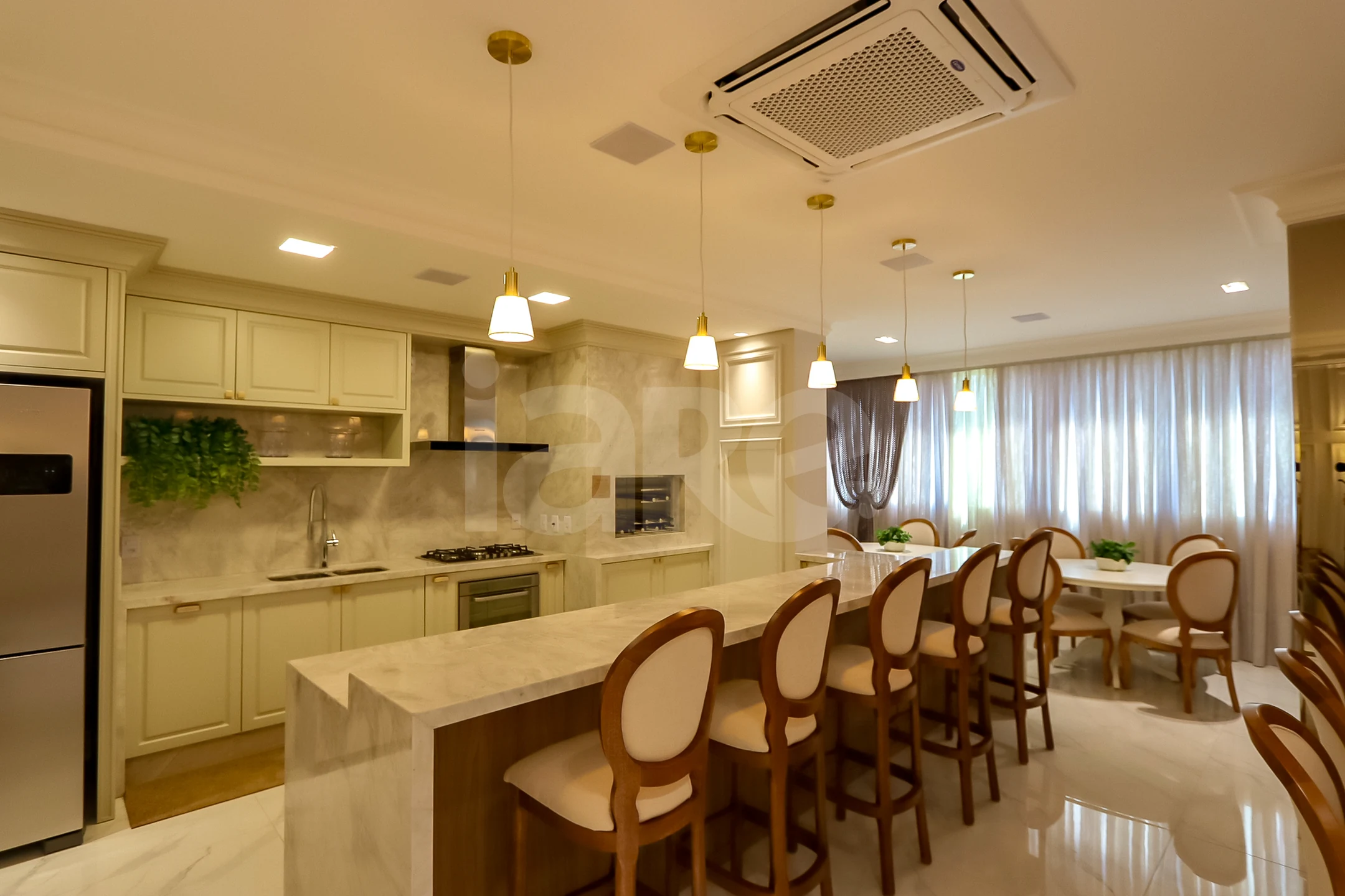 Edifício Paramount Apto 1601 - Apartamento com 269,5 m², em Meia Praia — foto 59