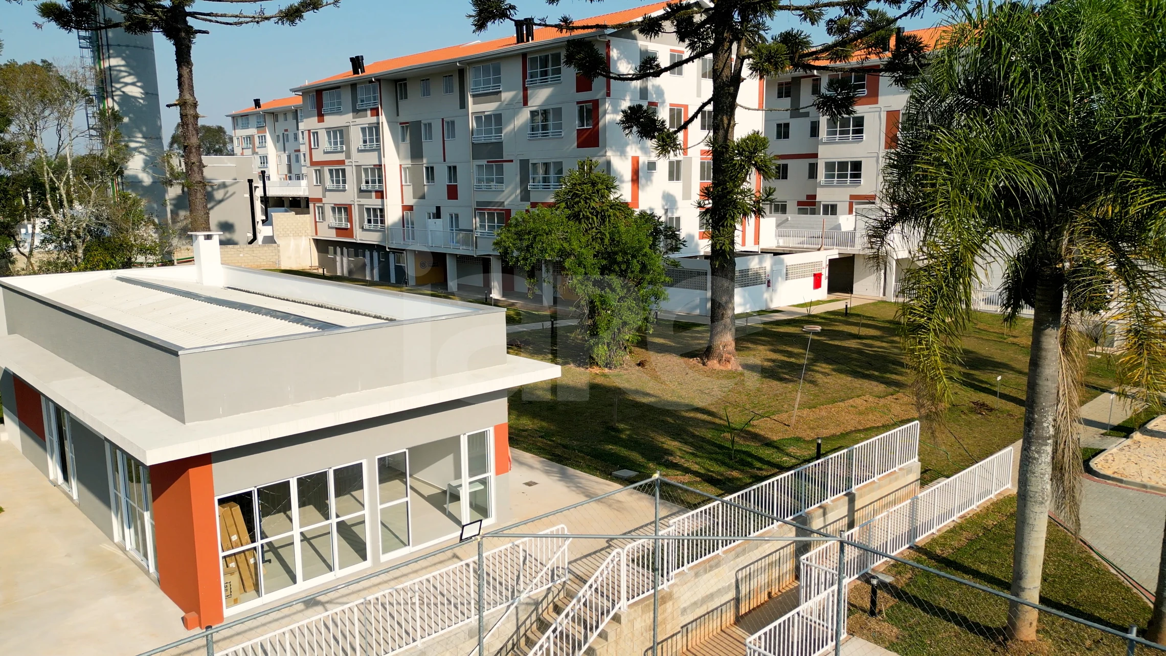 Condomínio Colinas do Norte - Apartamento com 48,06 m², em Santa Cândida — foto 11