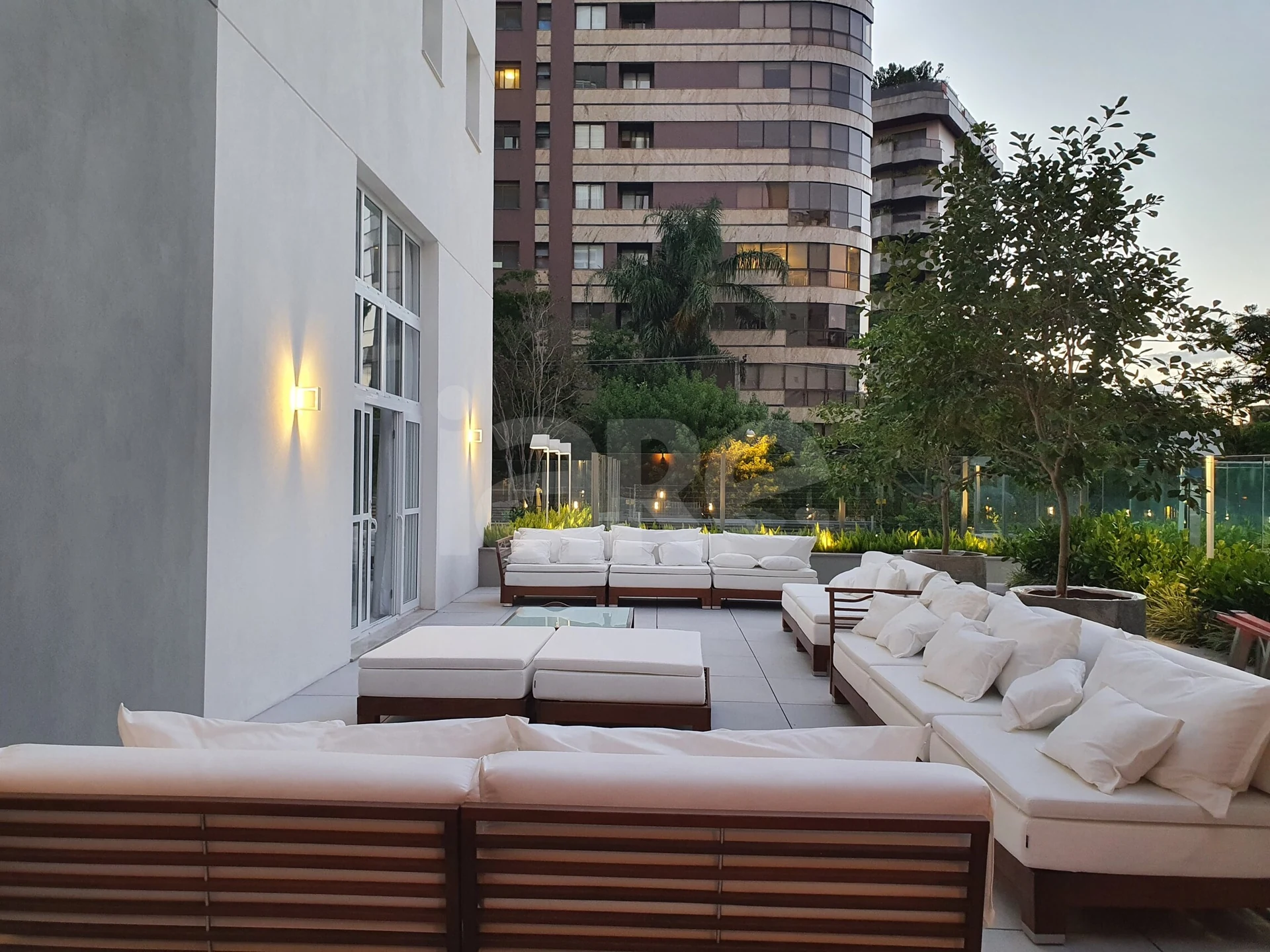 Homero - Apartamento com 340 m², em Bela Vista — foto 9