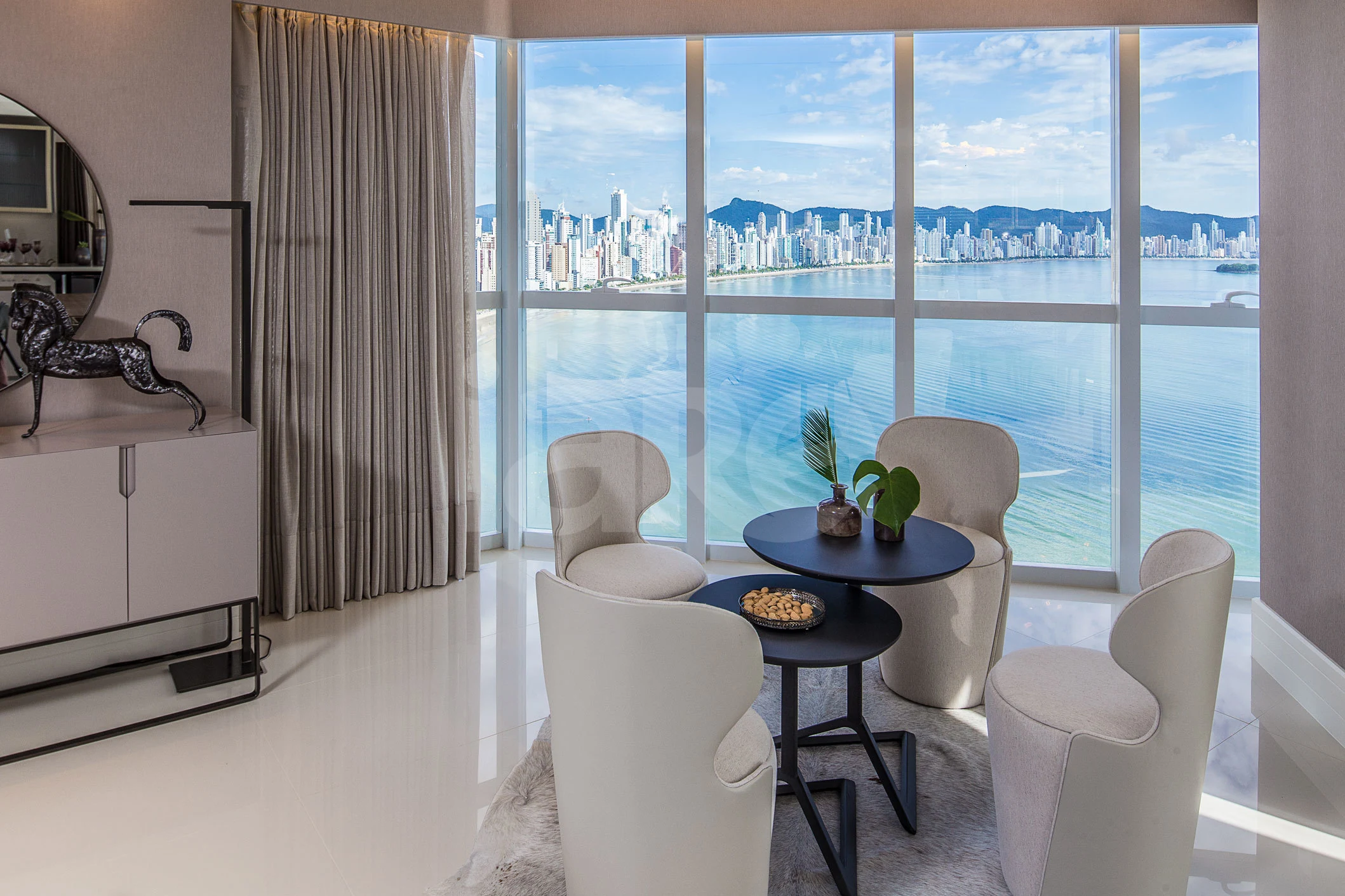 Ibiza Towers - Apartamento com 238 m², em Centro — foto 6