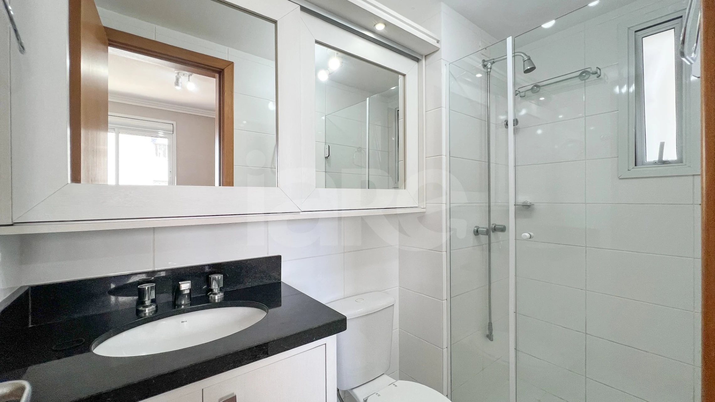 Edifício Plaza Cristal Apto 706B - Apartamento com 71,36 m², em Cavalhada — foto 28
