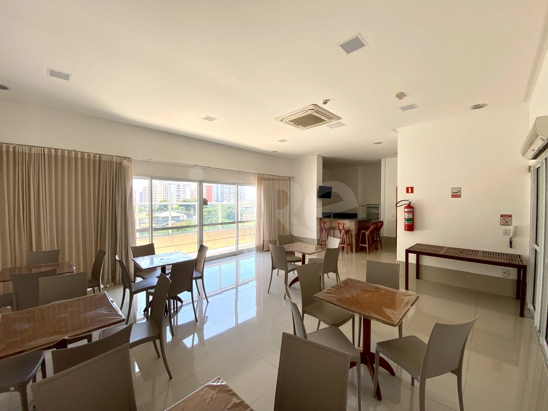 Costa Mare - Loja com 73,55 m², em Itapuã — foto 13
