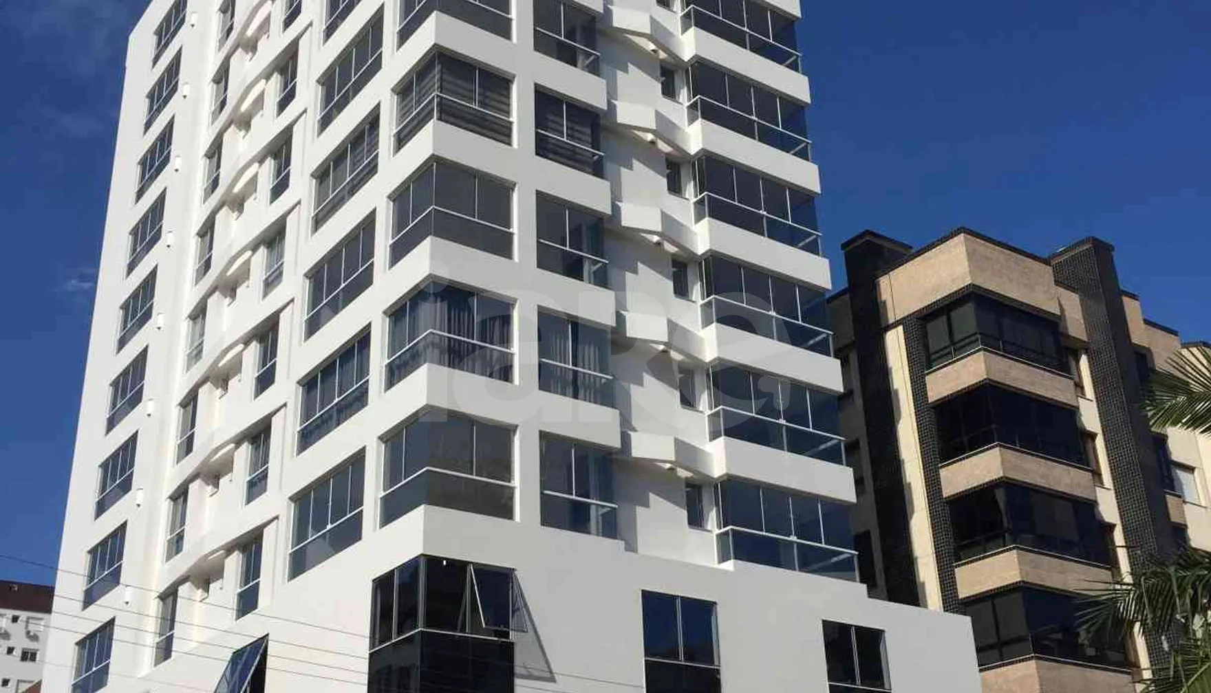 Maiara Martinello - Apartamento com 124,67 m², em Centro — foto 1