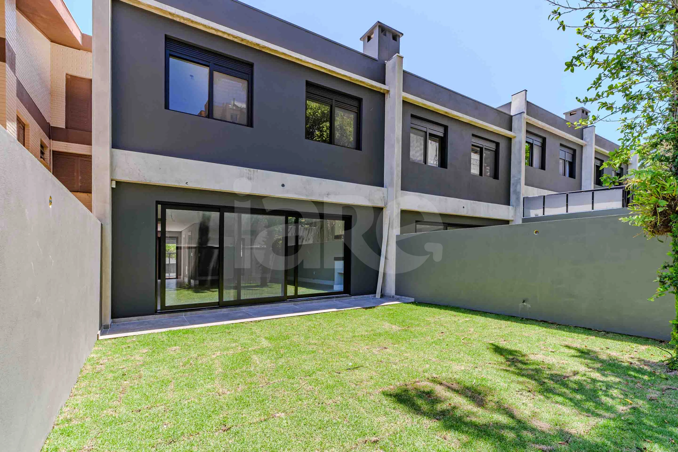 Almirante Delamare - Casa com 177 m², em Tristeza — foto 2