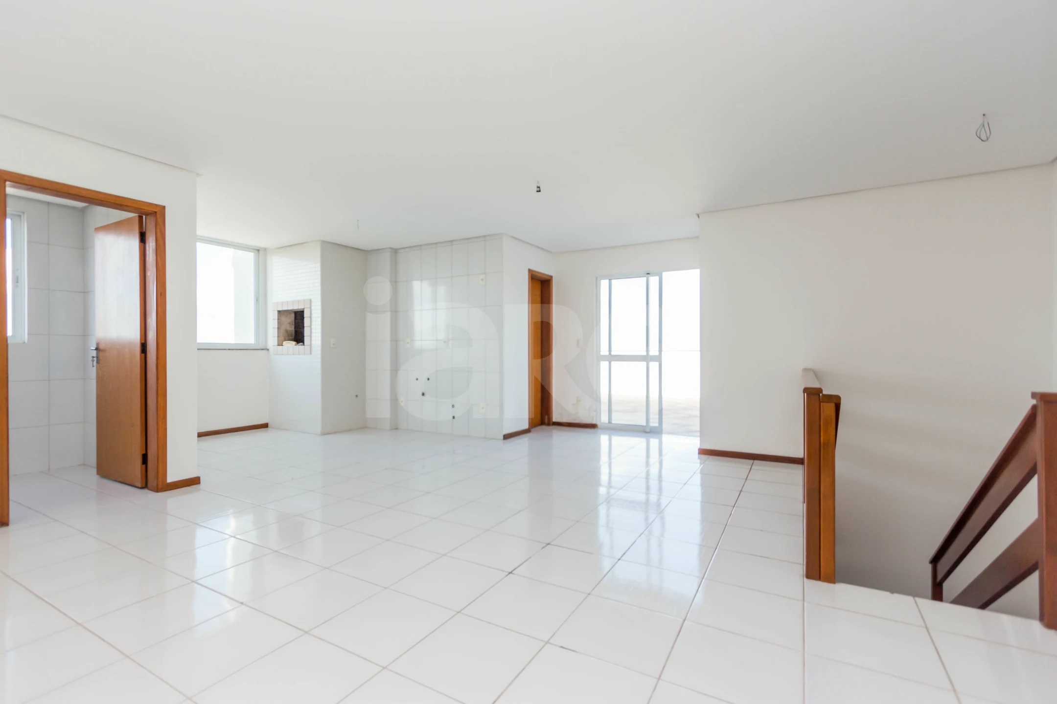 CVB Apto 1509B - Cobertura com 194 m², em Centro — foto 8