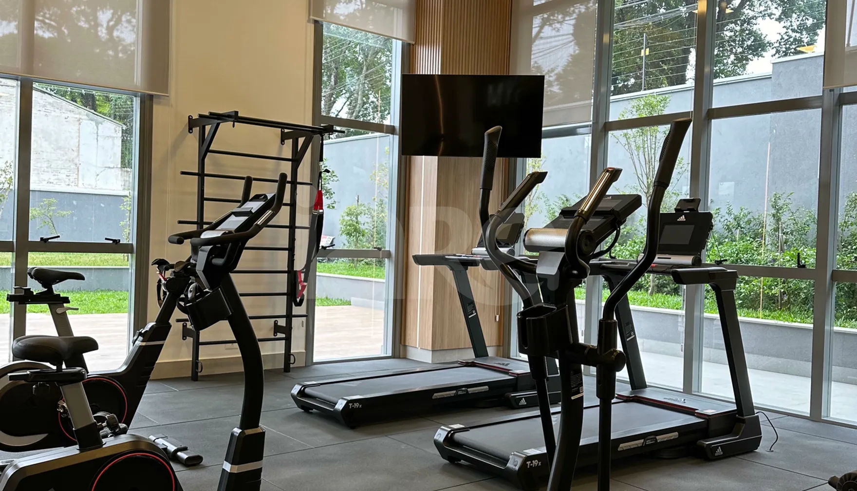 Chateau Latour - Apartamento com 141,06 m², em Seminário — foto 27