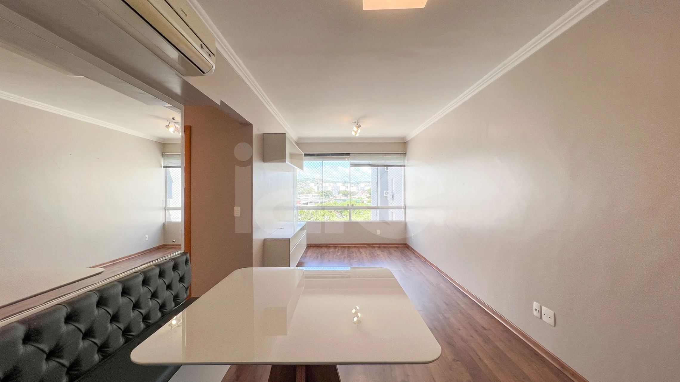 Edifício Plaza Cristal Apto 706B - Apartamento com 71,36 m², em Cavalhada — foto 8