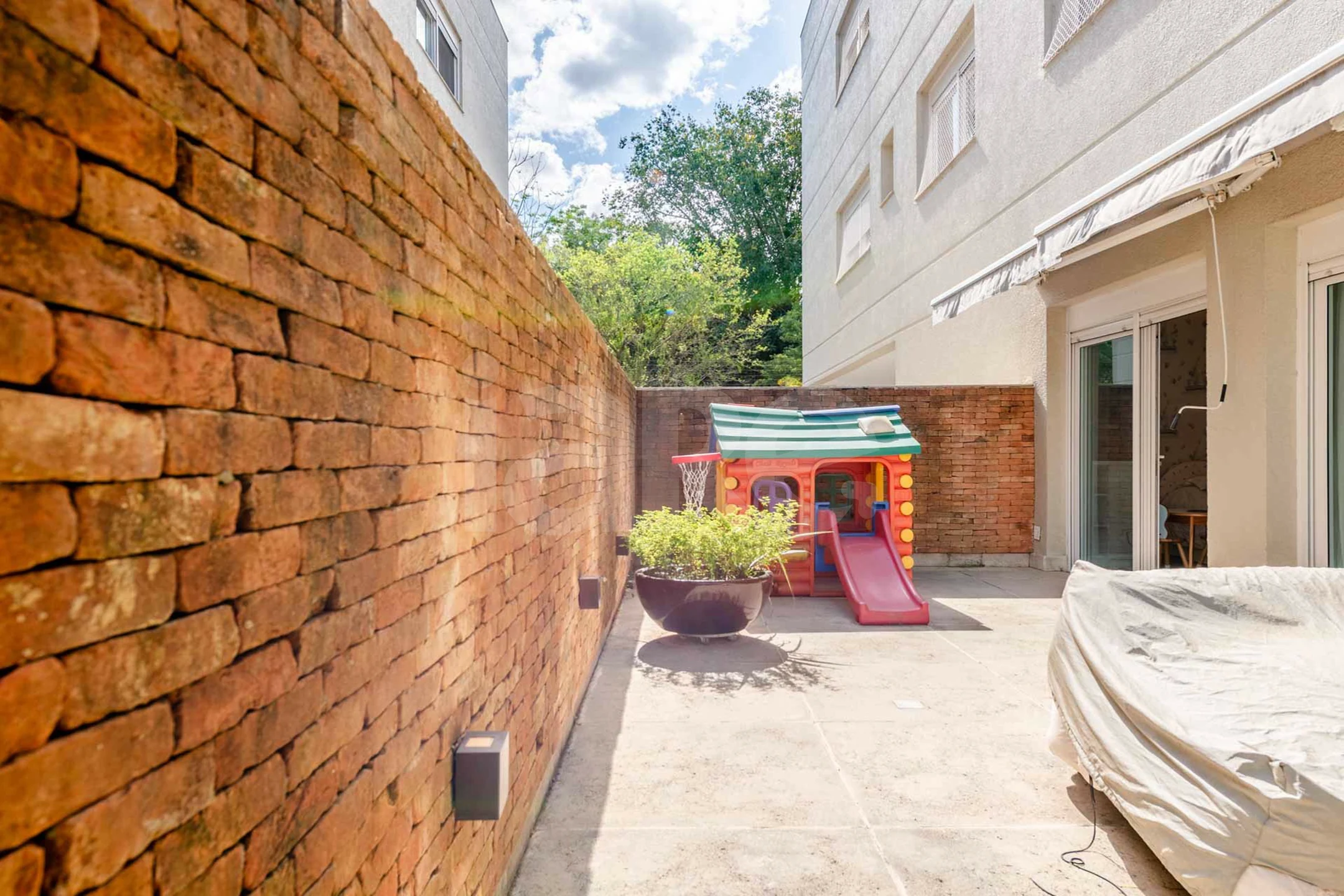 Las Piedras Apto ONE36766 - Apartamento com 478,54 m², em Três Figueiras — foto 8