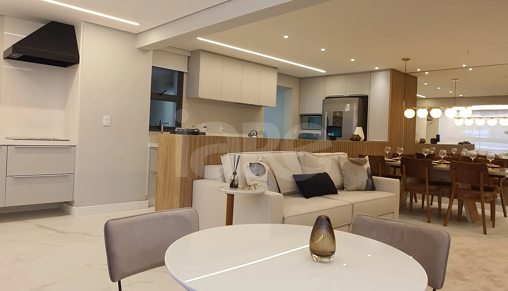 Roriz - Apartamento com 102,37 m², em Vila Assunção — foto 3