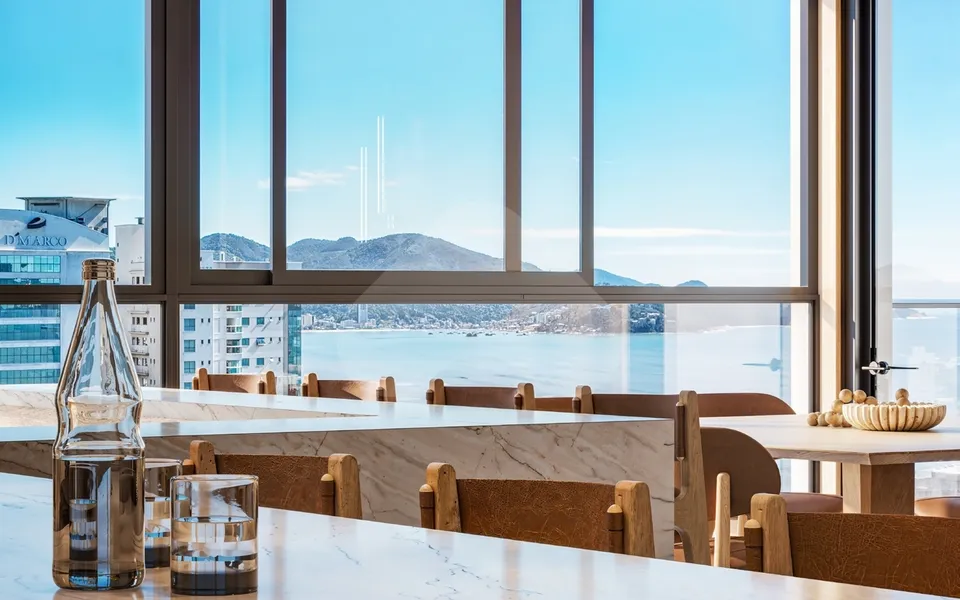 Clarté - Apartamento com 143 m², em Meia Praia — foto 12