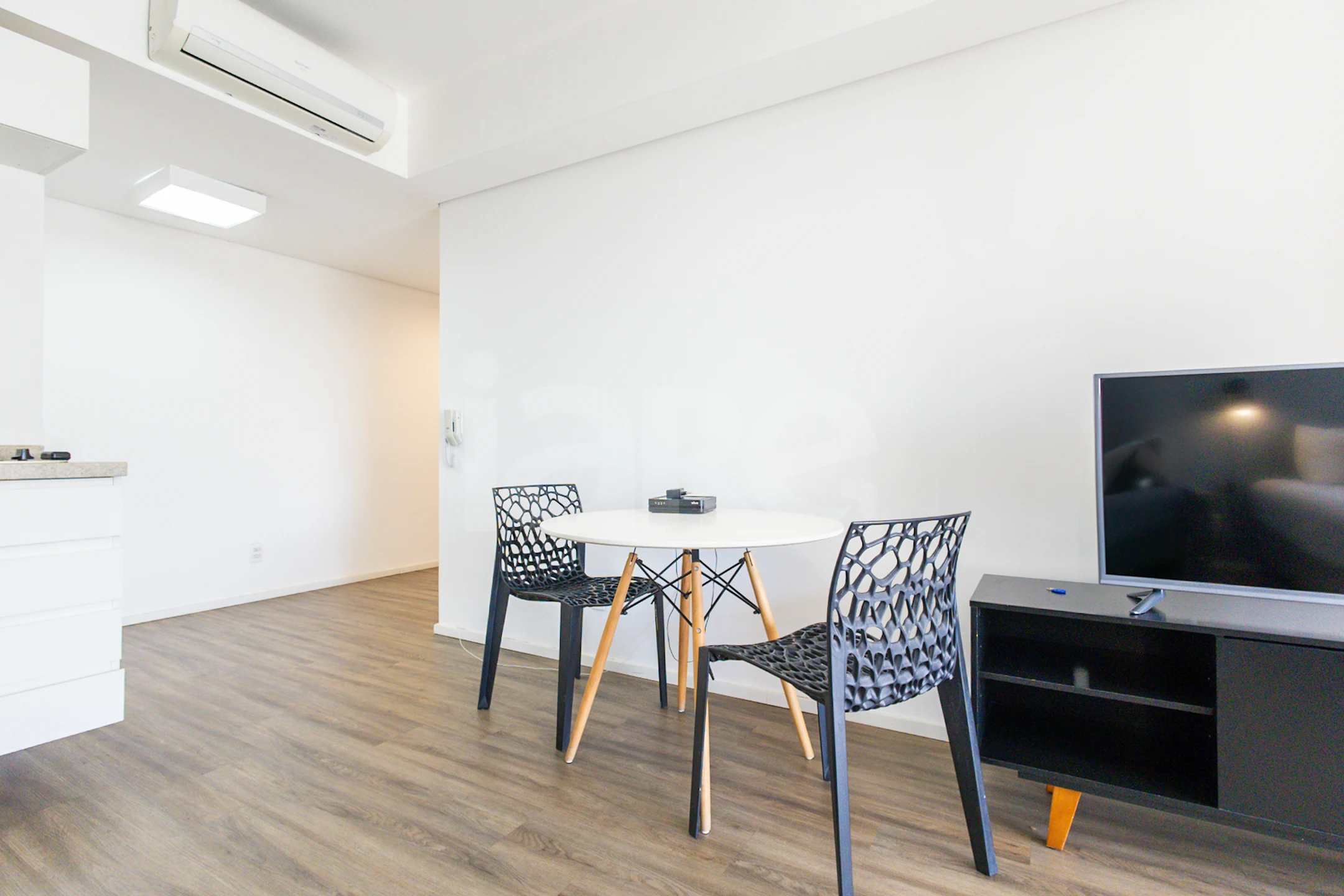 Setin Downtown Genebra - Apartamento com 49 m², em Centro — foto 34