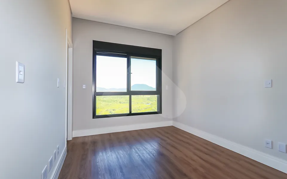 Edifício Paramount Apto 1601 - Apartamento com 269,5 m², em Meia Praia — foto 48