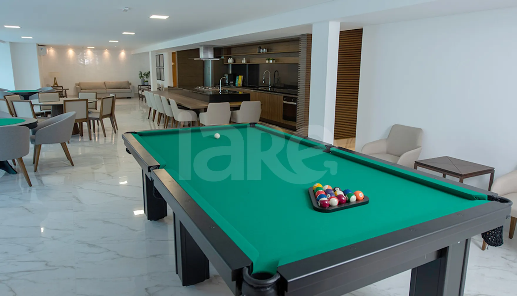 Marina Bay Residences - Apartamento com 240,1 m², em Itapuã — foto 19
