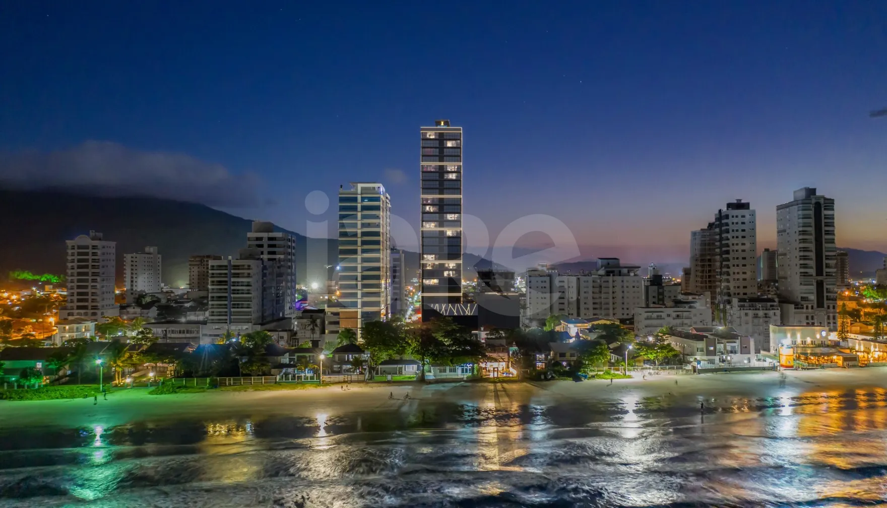 Torre di Giuseppe - Apartamento com 189,25 m², em Perequê — foto 31