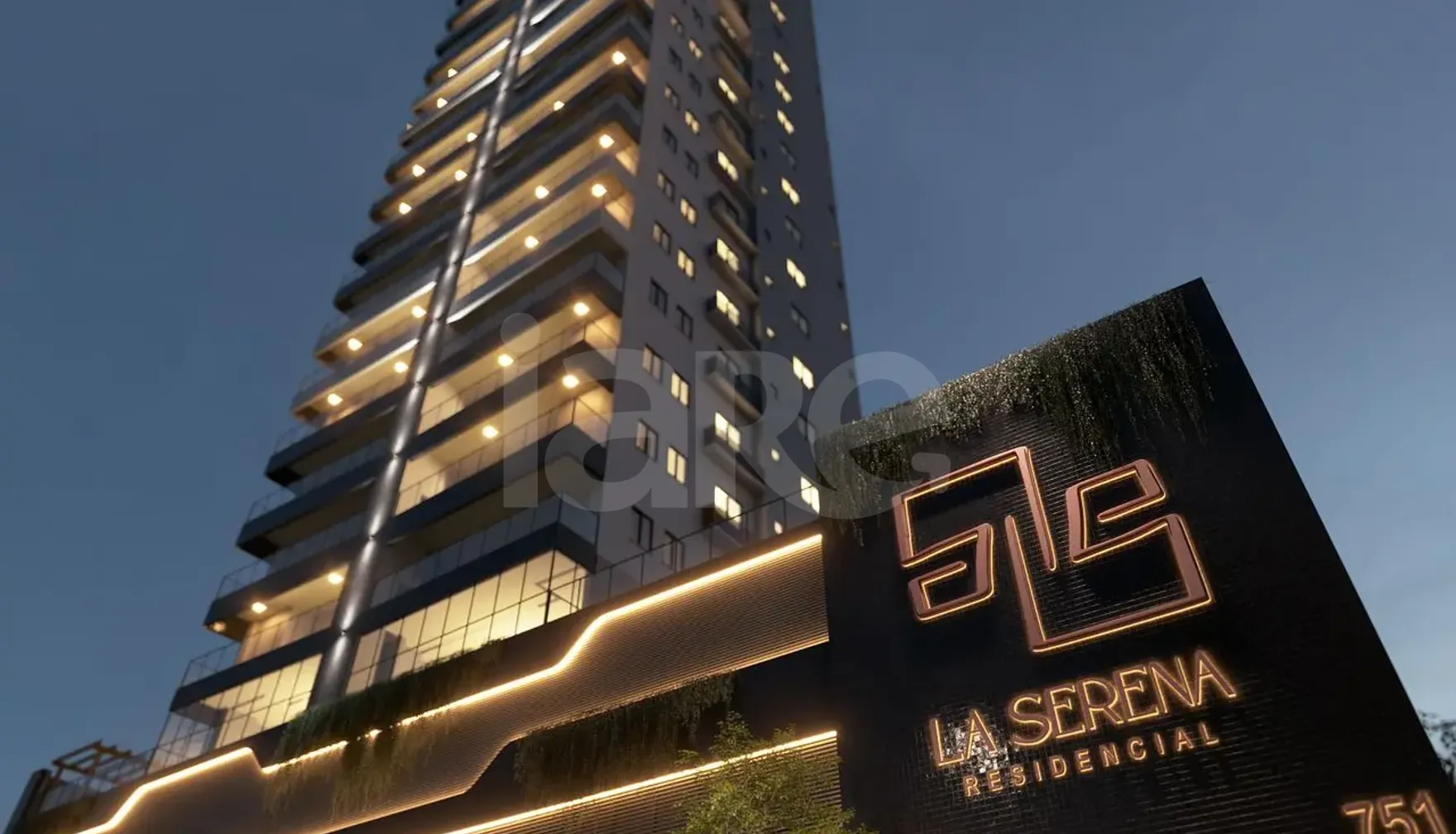 La Serena - Apartamento com 120 m², em Meia Praia — foto 1
