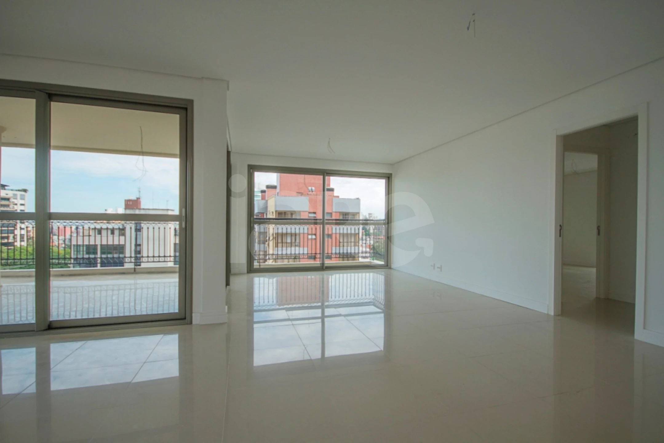 Spazio - Apartamento com 79,92 m², em Três Figueiras — foto 2
