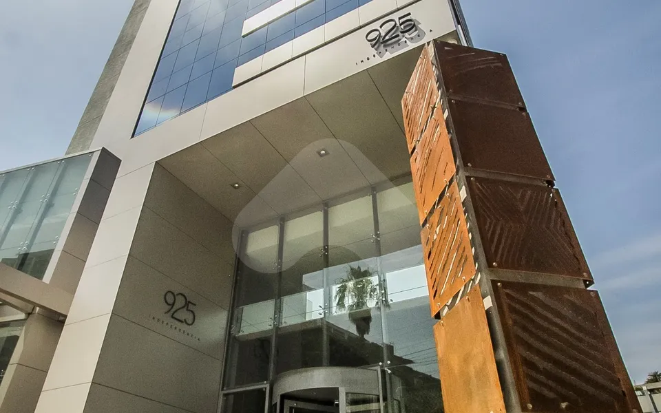 925 Independência - Sala comercial com 40,33 m², em Independência — foto 2