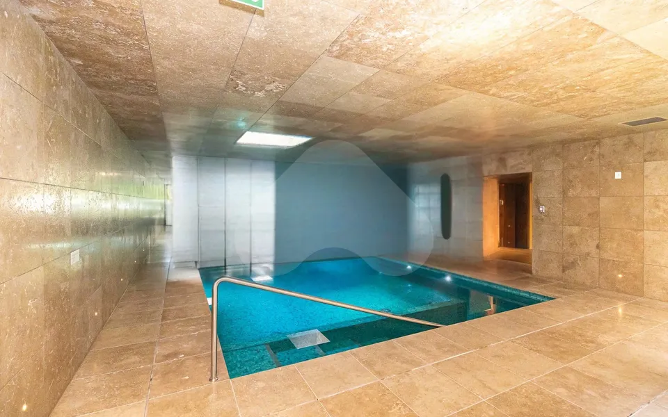 Varanda Apto ONE22448 - Apartamento com 317,43 m², em Petrópolis — foto 24