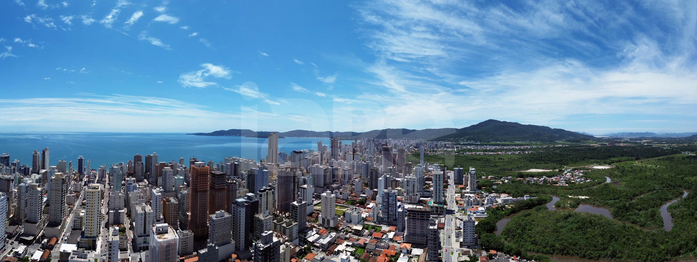 Seth Residence - Apartamento com 104,5 m², em Meia Praia — foto 7