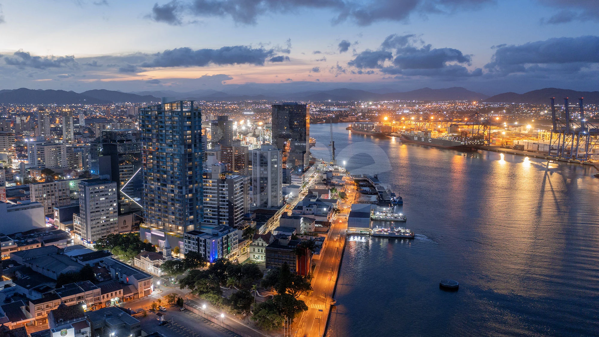 Lotisa Downtown - Studio com 77 m², em Centro — foto 13