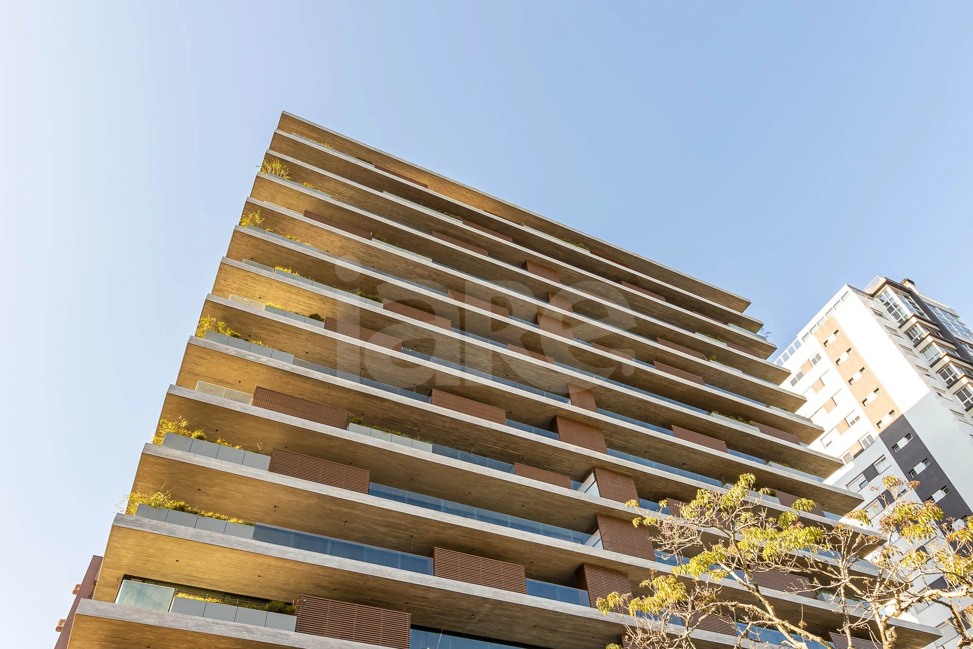 Varanda Apto ONE22448 - Apartamento com 317,43 m², em Petrópolis — foto 2