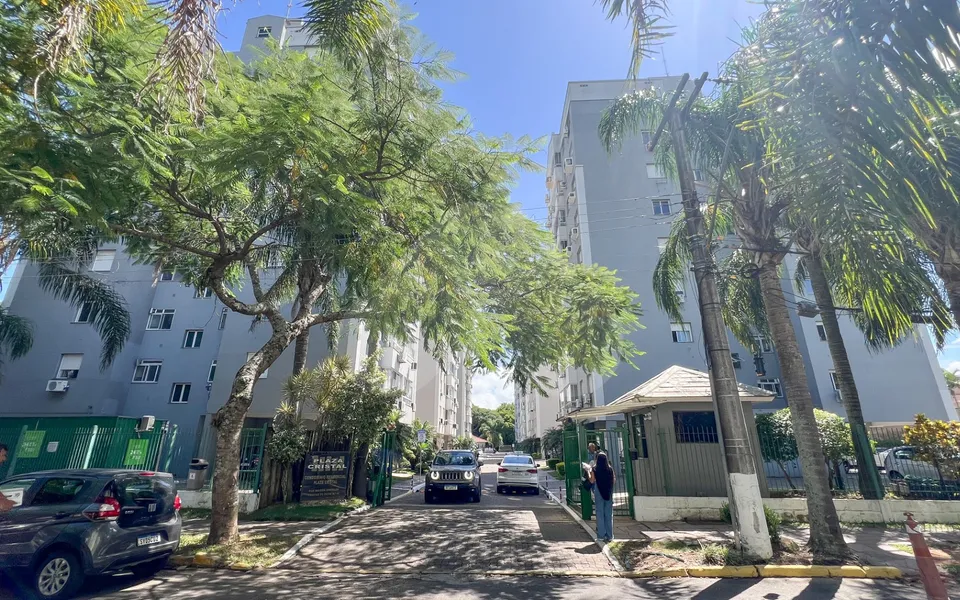 Edifício Plaza Cristal Apto 706B - Apartamento com 71,36 m², em Cavalhada — foto 4