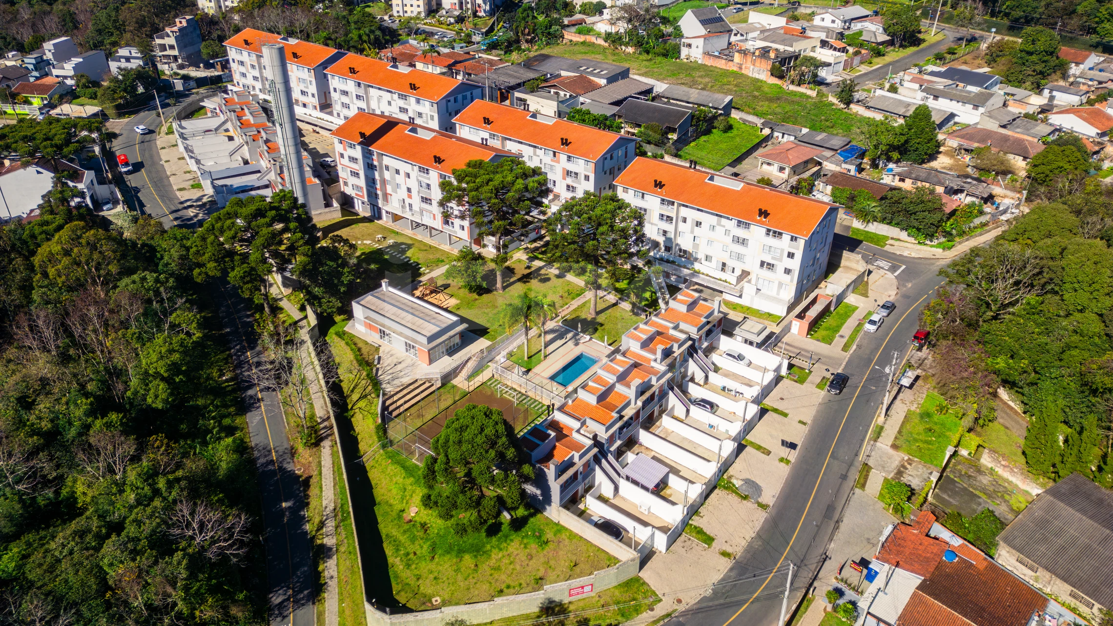 Condomínio Colinas do Norte - Apartamento com 48,06 m², em Santa Cândida — foto 16