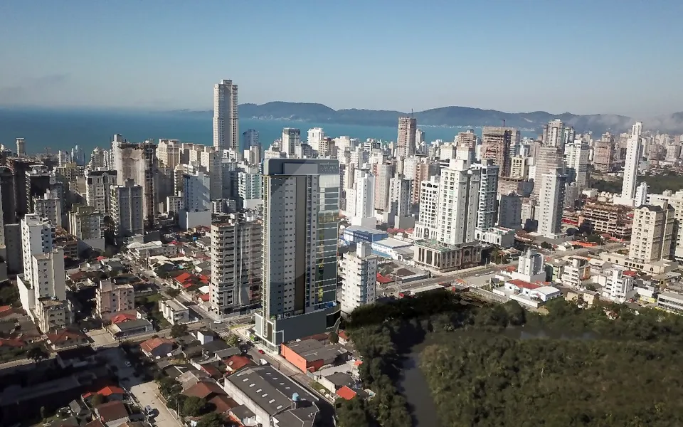 Oceânico - Apartamento com 44,24 m², em Meia Praia — foto 28
